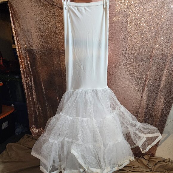 White underskirt tulle - Picture 3 of 3